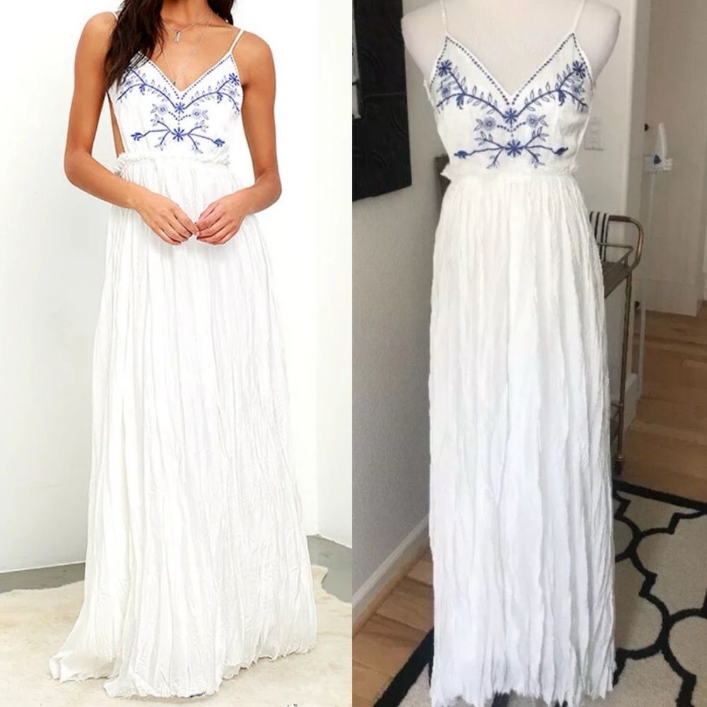 NWOT Lulus Something to Sprout About Ivory Embroidered Maxi Dress